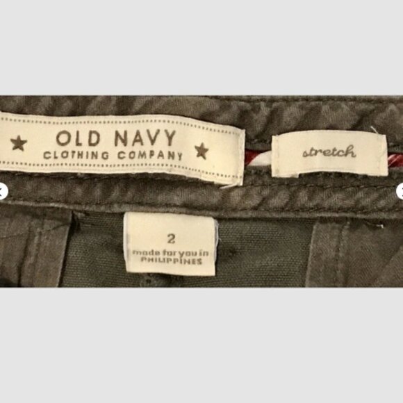Old Navy Womens Cotton Blend Chino Shorts Sz 2 Green Cuffed Stretch Pocket 200K - Picture 8 of 10